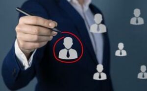 the difference between personalization and customization in retail cx | The difference between personalization and customization in retail CX